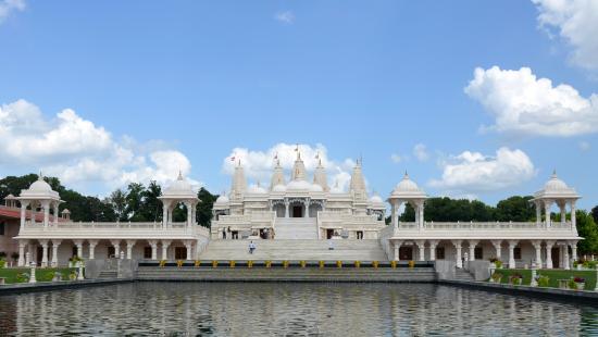 BAPS Shri Swaminarayan Mandir